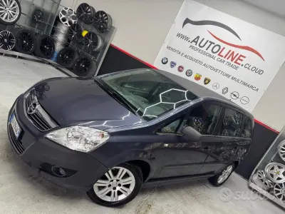 Usata Opel Zafira 150 CV (110 kW) 2009 Grigio Monovolume