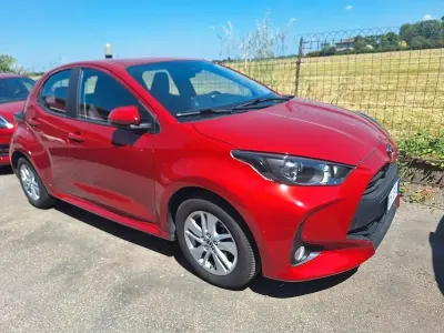 Usata Mazda 2 92 CV (67 kW) 2023 Rosso Utilitaria