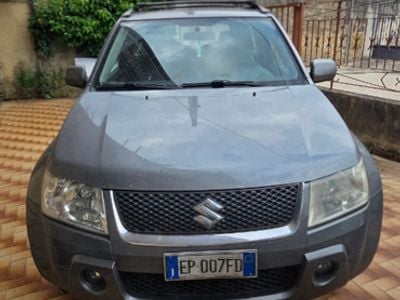 Grigio Usata 2009 Suzuki Grand Vitara SUV | 7500 € (Buon prezzo)
