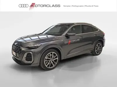 Usata Audi Q5 Sportback S-Line 204 CV (150 kW) 2025 Grigio SUV