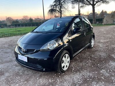 usata Toyota Aygo 1.0 12V VVT-i 5 porte Sol