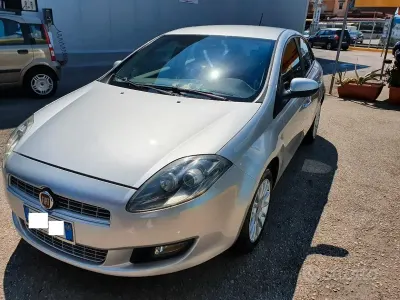 Usata Fiat Bravo 120 CV (88 kW) 2010 Grigio Utilitaria