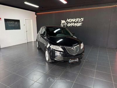 Usata Lancia Ypsilon S 95 CV (69 kW) 2015 Nero Utilitaria