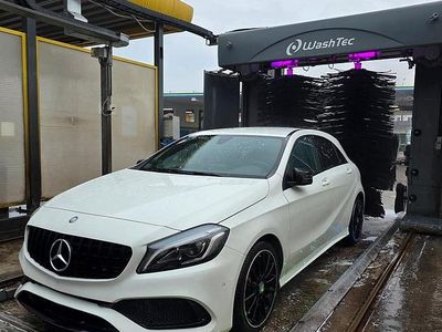 Usata Mercedes A200 AMG line 136 CV (100 kW) 2016 Bianco Utilitaria
