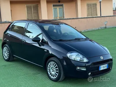 Begagnad Fiat Punto Street 95 HK (69 kW) 2018 Blå Halvkombi