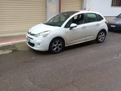 Usata Citroën C3 Exclusive 68 CV (50 kW) 2016 Bianco Utilitaria