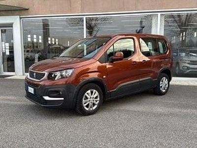 Usata Peugeot Rifter Active 102 CV (75 kW) 2019 Monovolume