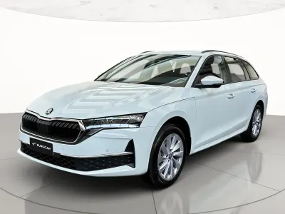 Nuova Skoda Octavia Executive 150 CV (110 kW) 2026 Bianco luna metallizzato Station wagon