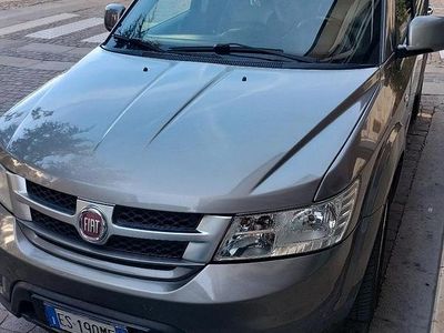 Usata Fiat Freemont 170 CV (125 kW) 2013 Grigio SUV