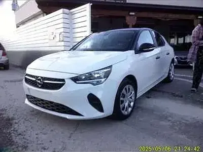 Usata Opel Corsa Edition 101 CV (74 kW) 2021 Utilitaria