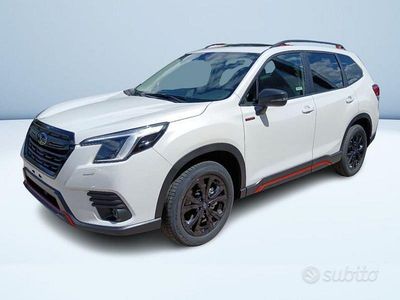 Bianco Usata 2024 Subaru Forester SUV | 38.100 €