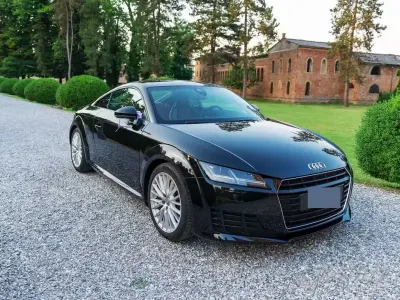 Begagnad Audi TT 230 HK (169 kW) 2014 Svart Sportkupé
