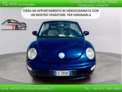 Usata VW New Beetle 104 CV (76 kW) 2005 Blu Utilitaria