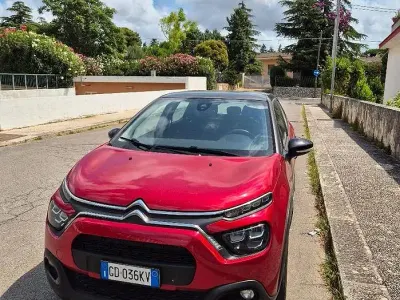 Usata Citroën C3 PureTech 83 CV (61 kW) 2021 Rosso Utilitaria
