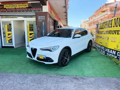 Usata Alfa Romeo Stelvio Ti 190 CV (139 kW) 2022 Bianco SUV