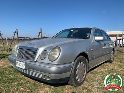 usata Mercedes E200 Kompressor cat Elegance GPL