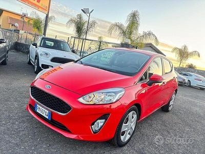 Rosso Usata 2018 Ford Fiesta Berlina | 7490 € (Ottimo prezzo)