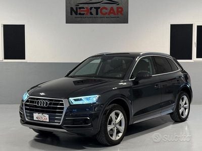 Käytetty Audi Q5 Business 190 HP (139 kW) 2020 Harmaa Katumaasturi