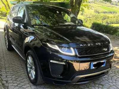 Usata Land Rover Range Rover evoque HSE Dynamic 150 CV (110 kW) 2018 Nero SUV