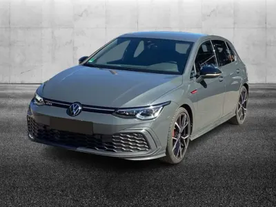 Usata VW Golf VIII GTI 245 CV (180 kW) 2024 Grigio Berlina