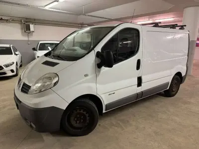 Begagnad Renault Trafic 114 HK (83 kW) 2014 Vit Minibuss