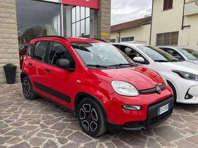 Usata Fiat Panda City Life 69 CV (50 kW) 2021 Rosso Utilitaria