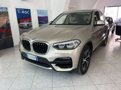 Usata BMW X3 Advantage 190 CV (139 kW) 2021 Oro SUV