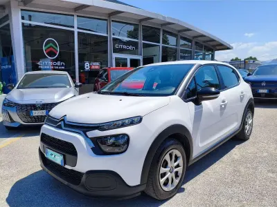 Usata Citroën C3 Feel 102 CV (75 kW) 2022 Bianco Utilitaria