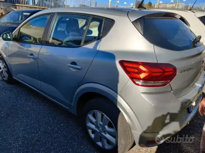 Usata Dacia Sandero 65 CV (47 kW) 2021 Grigio Berlina