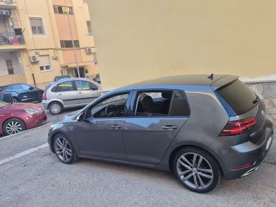 Usata VW Golf VII Executive 150 CV (110 kW) 2018 Berlina