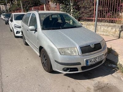 Grigio Usata 2005 Skoda Fabia Station wagon | 600 € (Super prezzo)