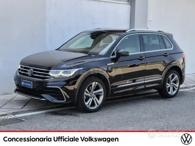 Usata VW Tiguan R-line 150 CV (110 kW) 2023 Nero SUV