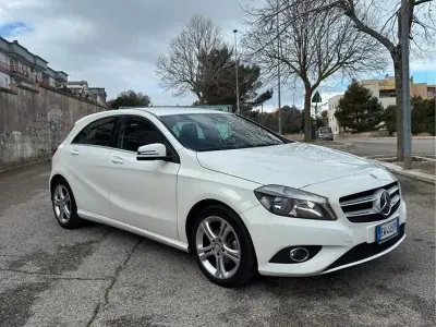 Usata Mercedes 180 109 CV (80 kW) 2014 Bianco Berlina