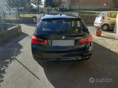 Usata BMW 318 150 CV (110 kW) 2019 Nero Station wagon