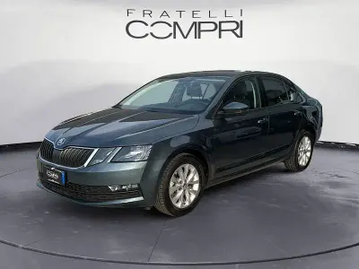 Usata Skoda Octavia Executive 150 CV (110 kW) 2018 Grigio Berlina