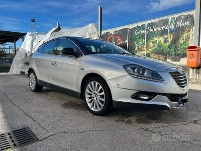 Usata Lancia Delta 162 CV (119 kW) 2011 Utilitaria