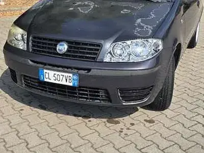 Usata Fiat Punto 60 CV (44 kW) 2004 Utilitaria