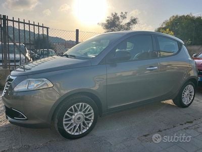 Usata Lancia Ypsilon S 95 CV (69 kW) 2014 Grigio Utilitaria