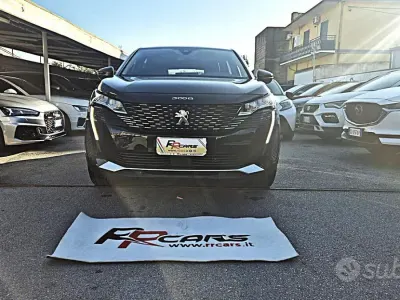 Usata Peugeot 3008 Allure 131 CV (96 kW) 2022 Nero SUV