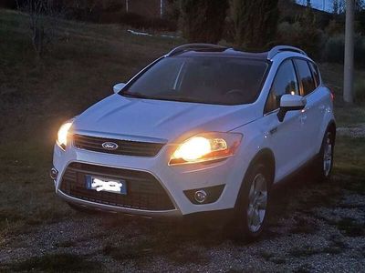 usata Ford Kuga Titanium tetto panoramico 4WD Diesel