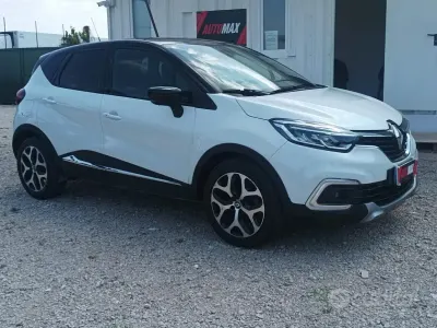 Usata Renault Captur Intens 90 CV (66 kW) 2017 Bianco SUV