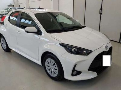 usata Toyota Yaris 1.0 5 porte Active