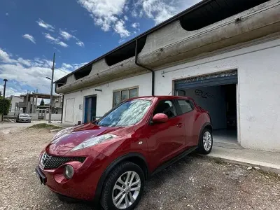 Usata Nissan Juke Acenta 110 CV (80 kW) 2015 Rosso SUV