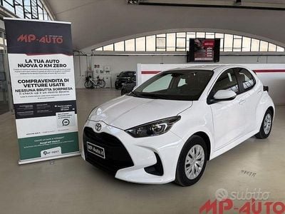 Usata Toyota Yaris Hybrid 116 CV (85 kW) 2025 Bianco Berlina