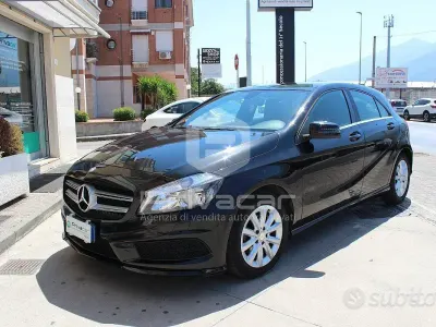 Usata Mercedes A180 109 CV (80 kW) 2013 Nero Utilitaria