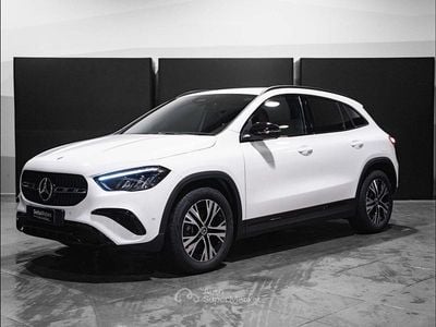 Nuova Mercedes GLA200 150 CV (110 kW) 2025 Bianco SUV