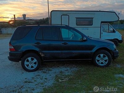 Usata Mercedes ML270 2000 Nero SUV