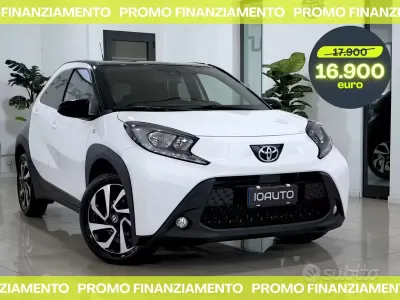 Usata Toyota Aygo X Trend 72 CV (52 kW) 2025 Bianco SUV