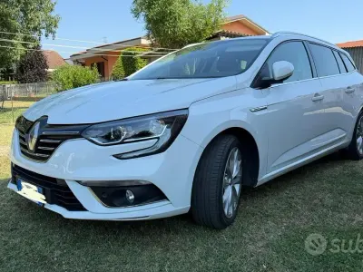 Usata Renault Mégane GrandTour Intens 110 CV (80 kW) 2017 Bianco Station wagon