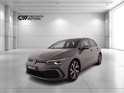 Usata VW Golf VIII R-line 150 CV (110 kW) 2021 Grigio Berlina